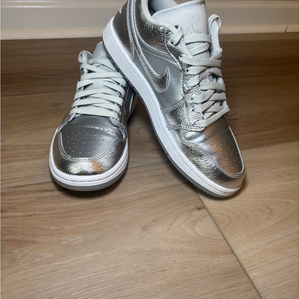 Nike Women's Metallic Silver Sneakers